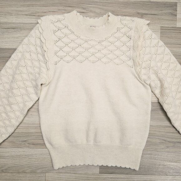 Skies are Blue Sweaters - Skies Are Blue Womens Ivory Sweater Size XS Scalloped Pullover